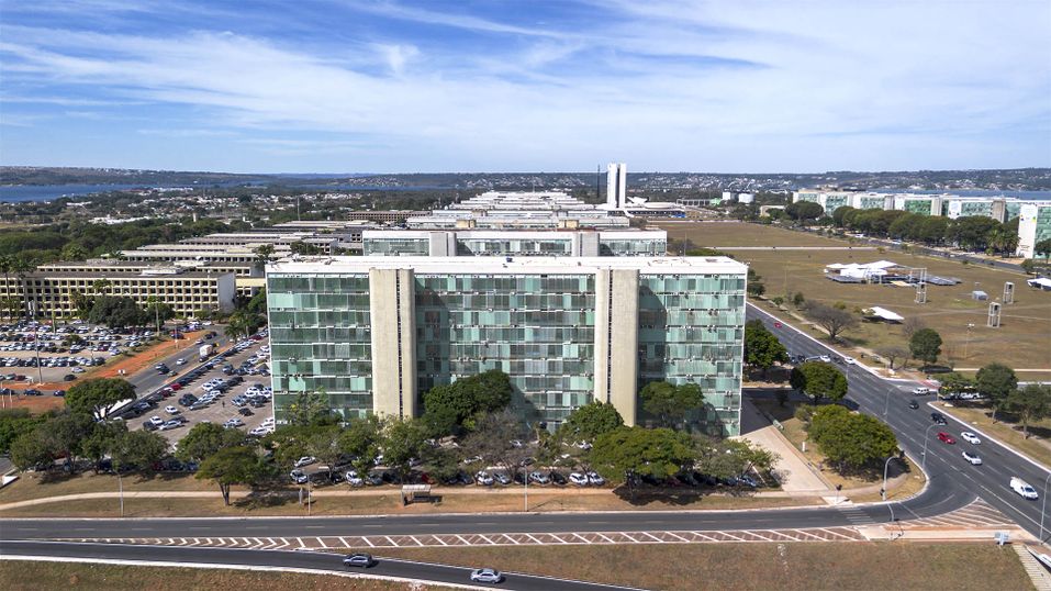 Fachada dos Ministérios