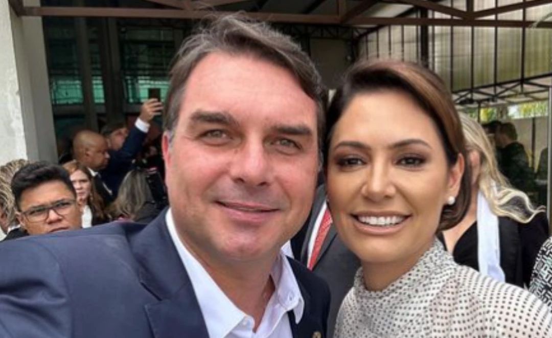 Michelle e Flávio Bolsonaro | Reprodução Redes Sociais