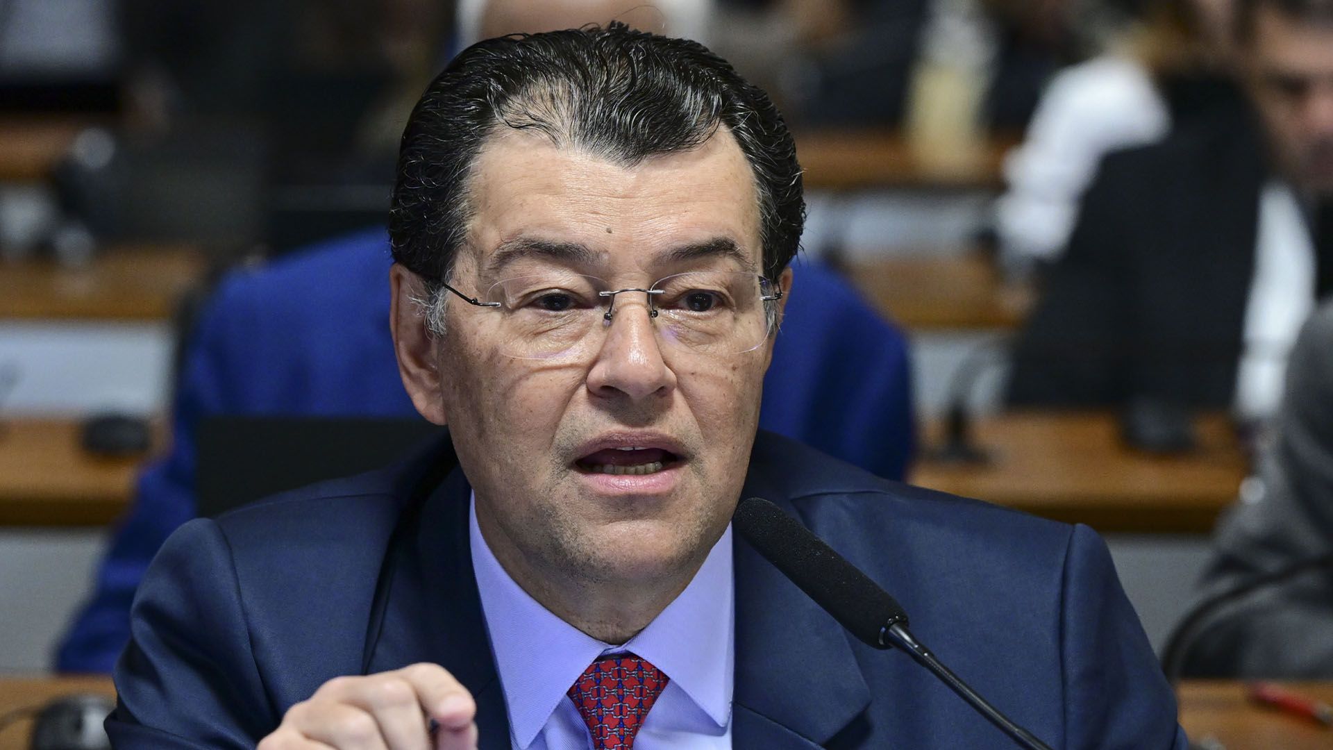 O senador Eduardo Braga